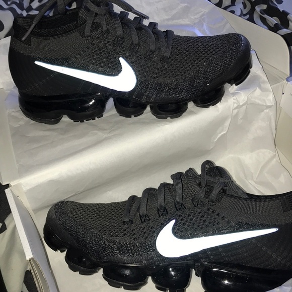 poshmark nike vapormax